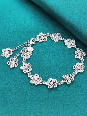🪷 Silver Filigree Flower Chain Bracelet